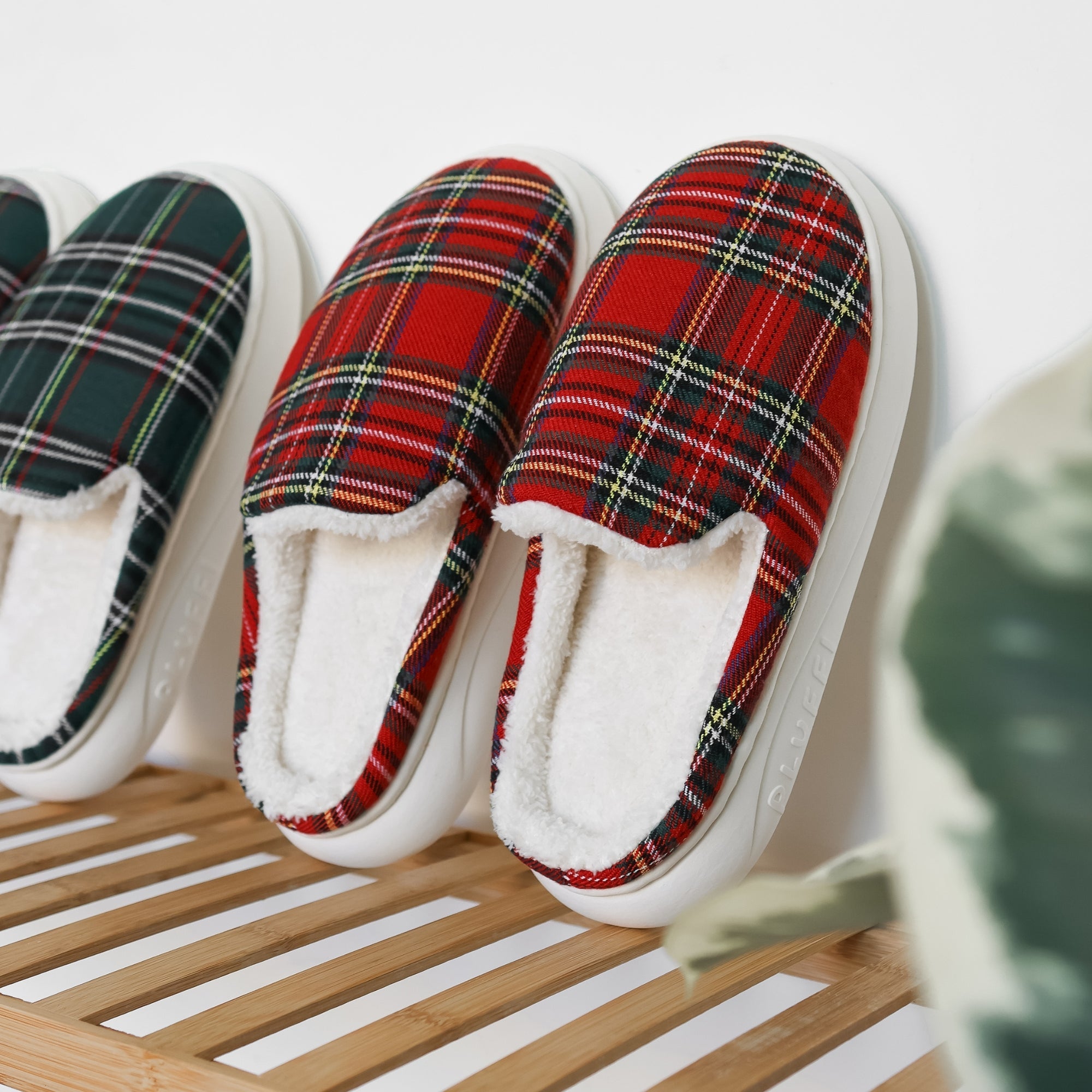 Pluffi Slippers™