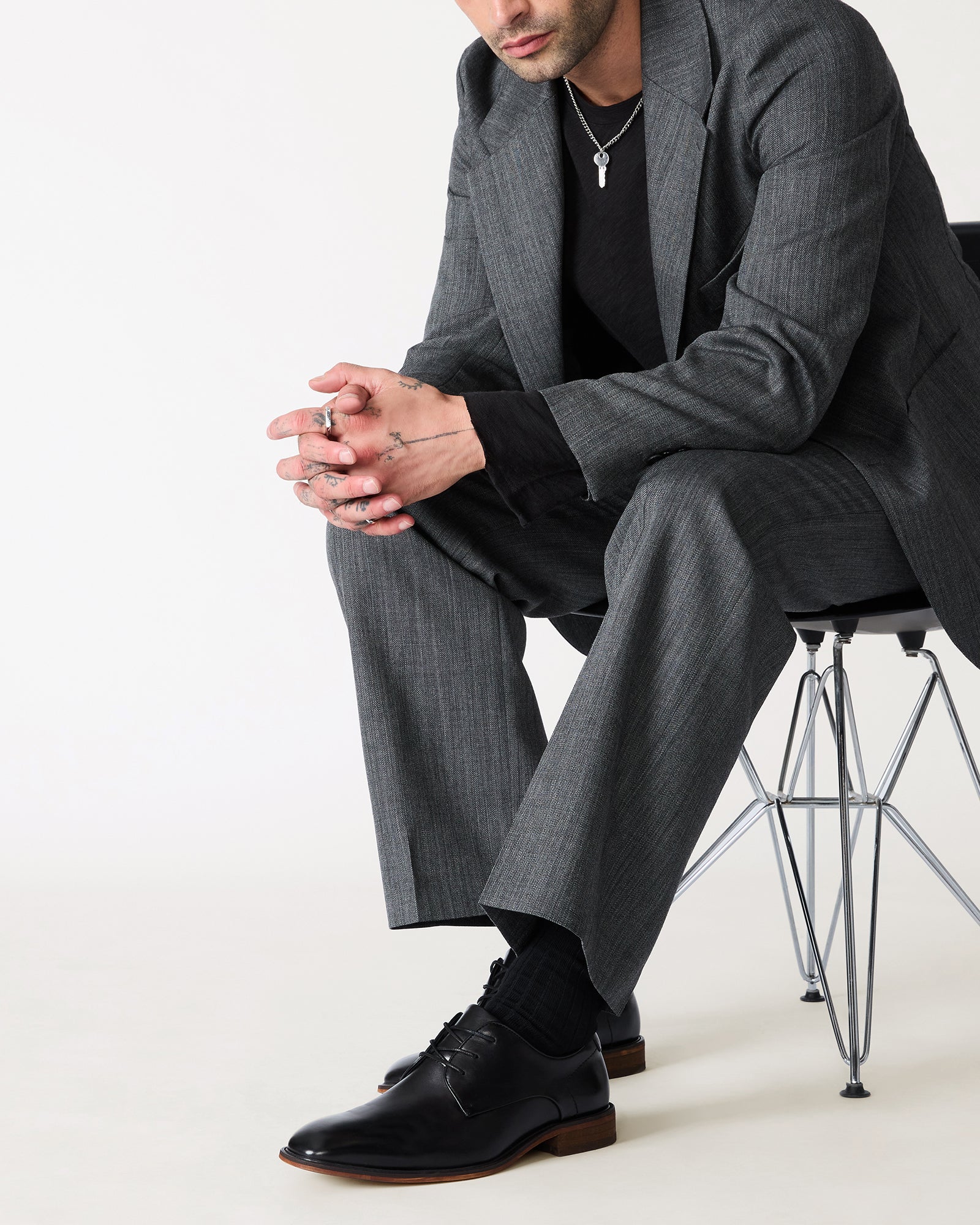 LELAND BLACK LEATHER